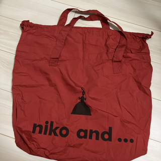 ニコアンド(niko and...)のニコアンド巾着バッグ(トートバッグ)