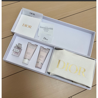 Christian Dior - 【新品未使用品】Dior ノベルティ バースデーギフト トラベルセット