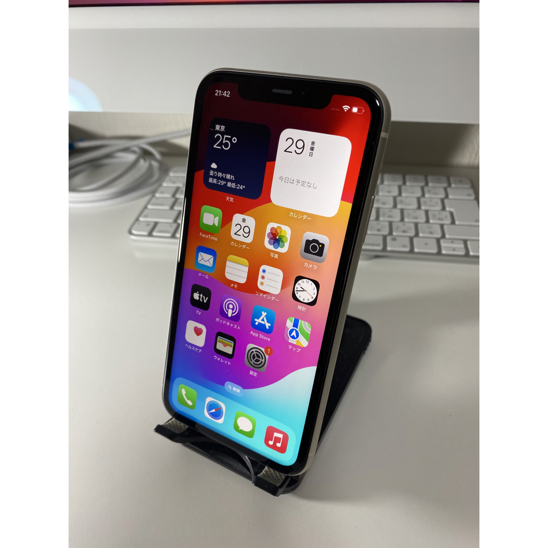 スマホ/家電/カメラ美品 iPhone11 128GB au simフリー ホワイト