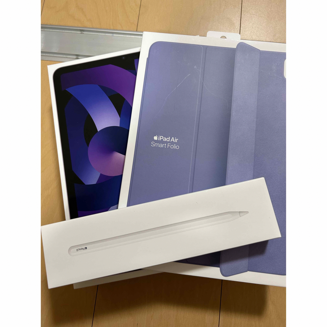 Apple(アップル)の【美品】iPad Air 第5世代 256GB パープル カバー･アイペンシル付 スマホ/家電/カメラのPC/タブレット(タブレット)の商品写真