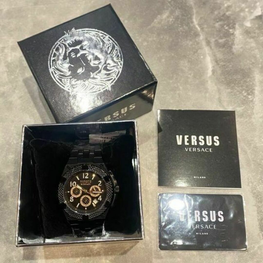 ヴェルサス VERSACE メンズ 新品箱付き ブラック黒ゴールド クロノ