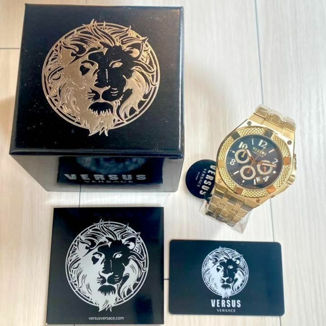 VERSACE - 【新品箱付き】ヴェルサーチ メンズ腕時計 ゴールド
