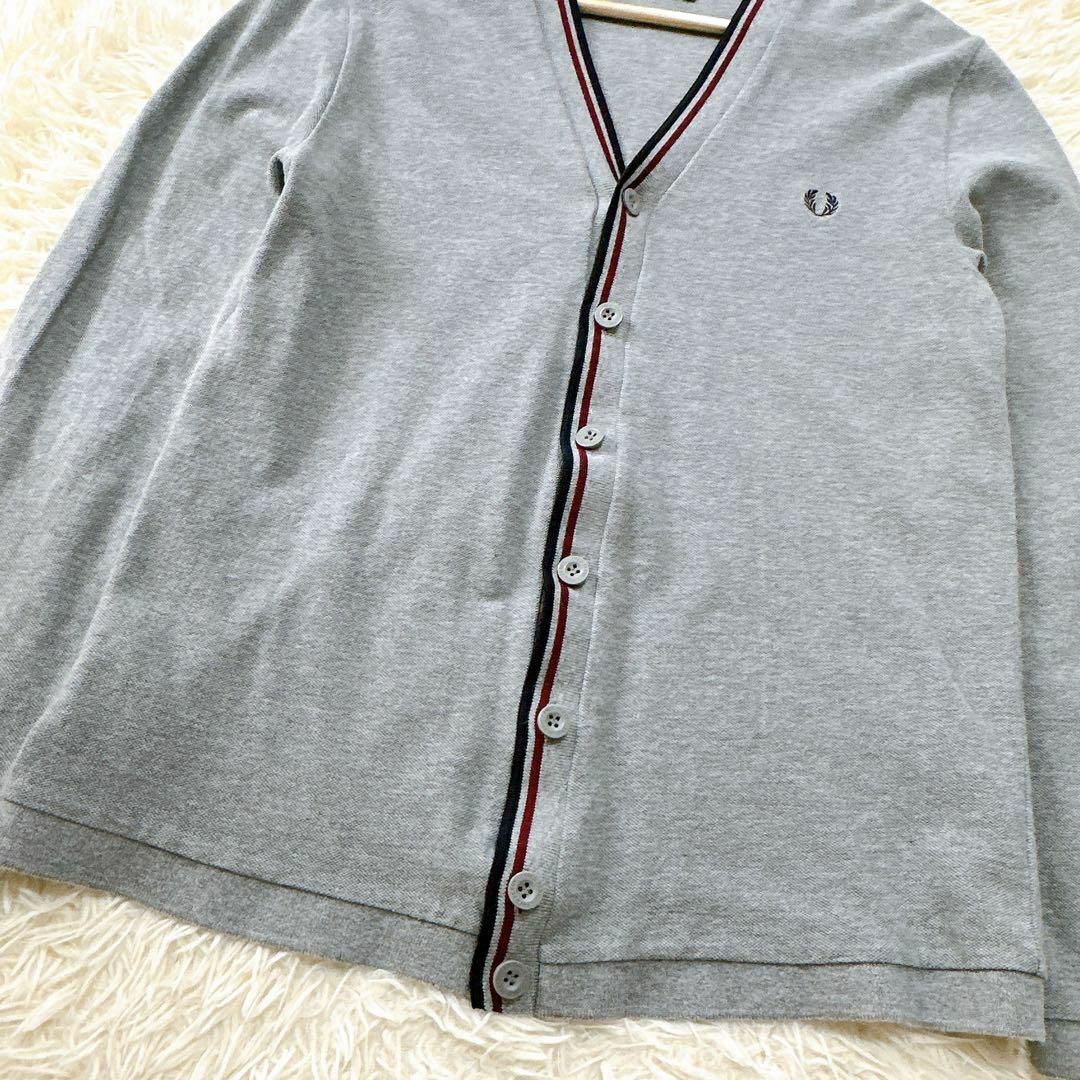 美品　FRED PERRY　ウール100 グレー　ワンポイント