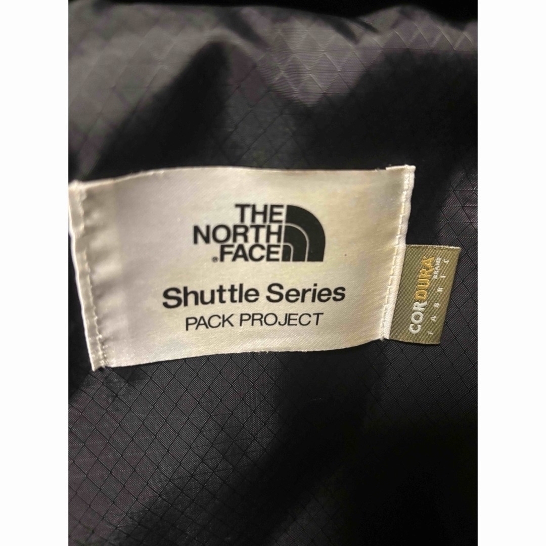 THE NORTH FACE(ザノースフェイス)のTHE NORTH FACE Shuttle daypack メンズのバッグ(ビジネスバッグ)の商品写真