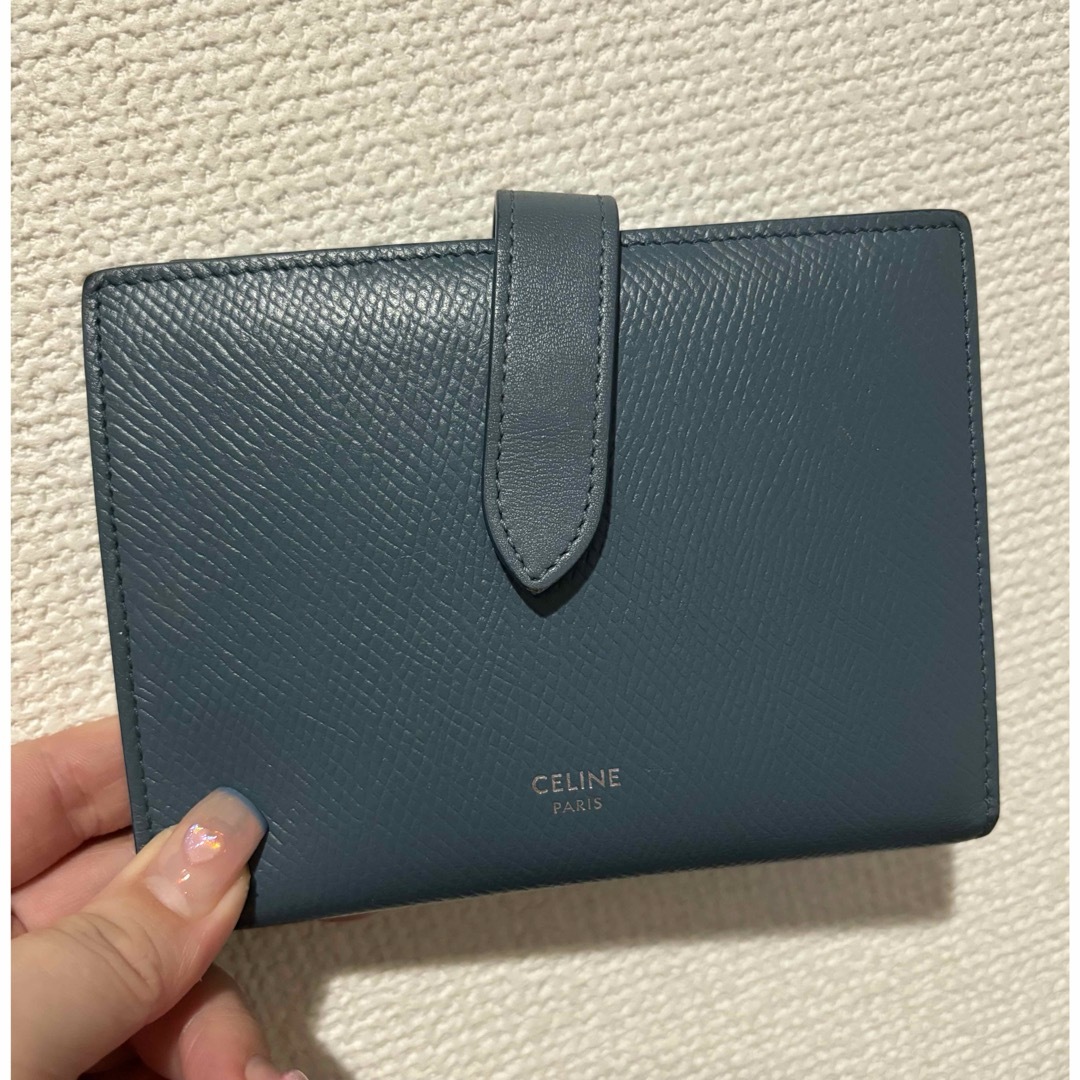 celine(セリーヌ)のCELINE ミディアムストラップウォレット レディースのファッション小物(財布)の商品写真