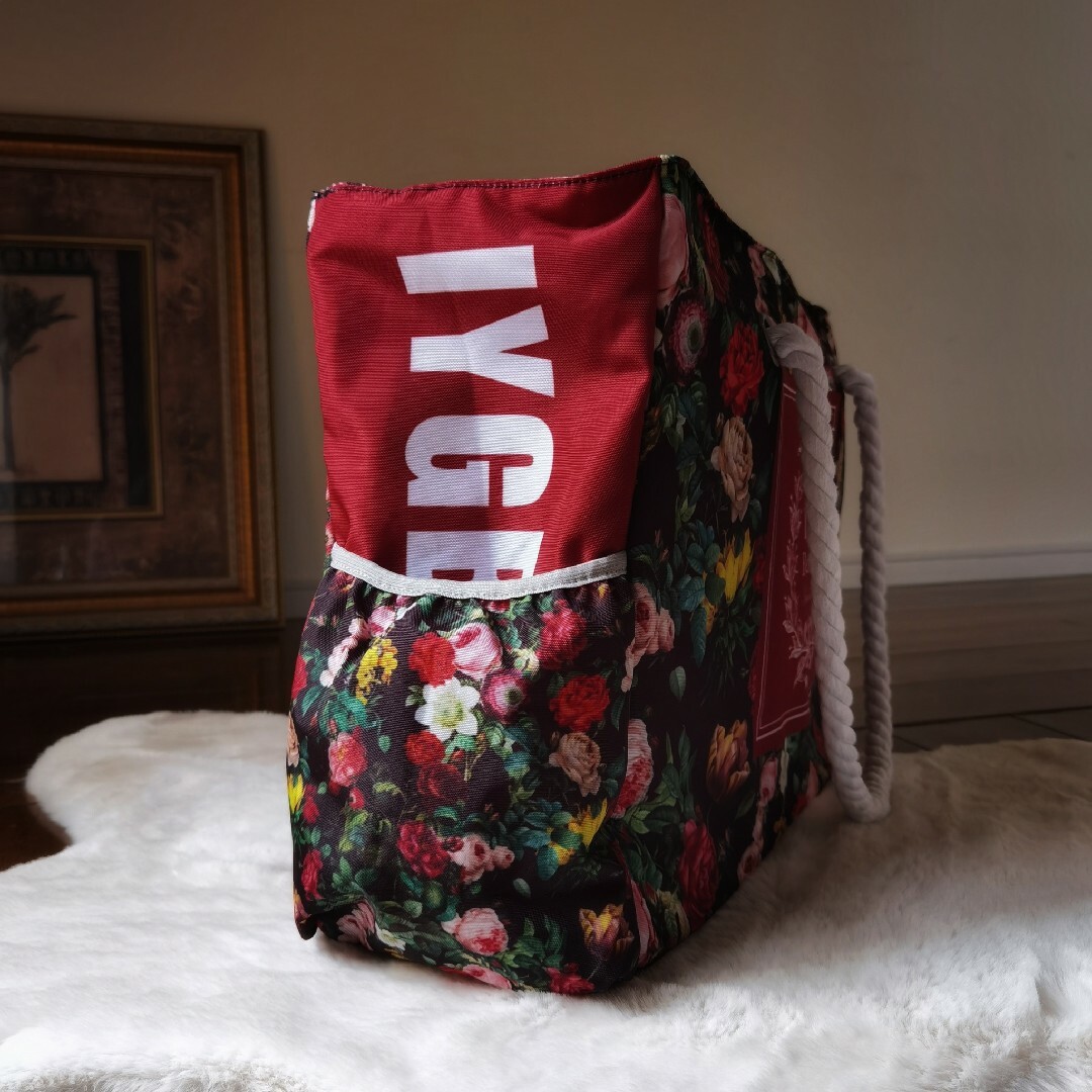 機能性抜群 大容量 バッグ ローズ レディースのバッグ(トートバッグ)の商品写真