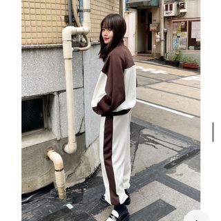 【nugu】22 トラックジャケット、パンツ(その他)