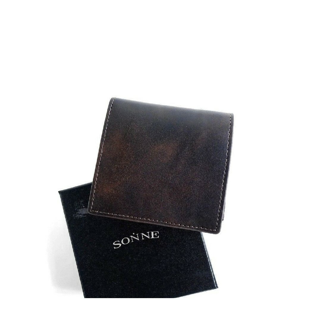 SONNE(ﾐｭｰｼﾞｱﾑｶｰﾌ牛革)ｲﾀﾘｱﾝﾚｻﾞｰ二つ折り財布