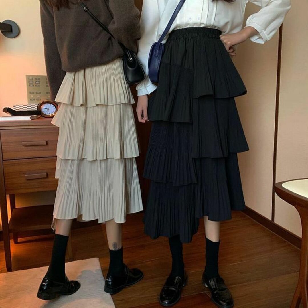 【新品未使用】 アシンメトリースカート ブラック レディースのスカート(ひざ丈スカート)の商品写真