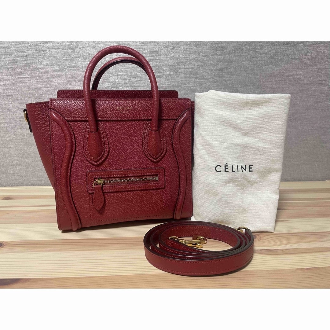 celine(セリーヌ)のceline ラゲージナノ　レッド　 レディースのバッグ(ハンドバッグ)の商品写真
