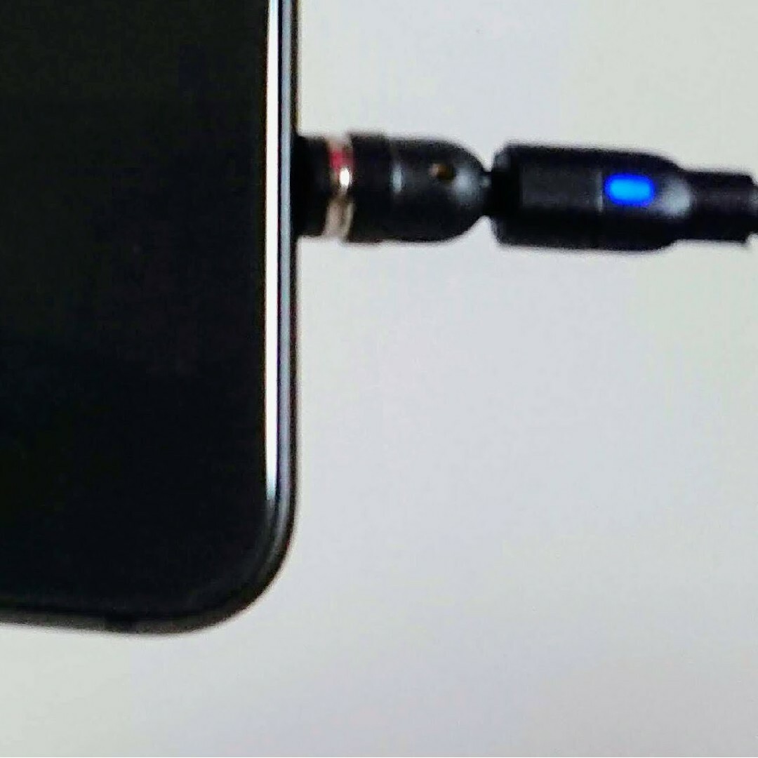 マグネット充電ケーブル 紫 2ｍ + 選べる端子 スマホ/家電/カメラのスマートフォン/携帯電話(バッテリー/充電器)の商品写真