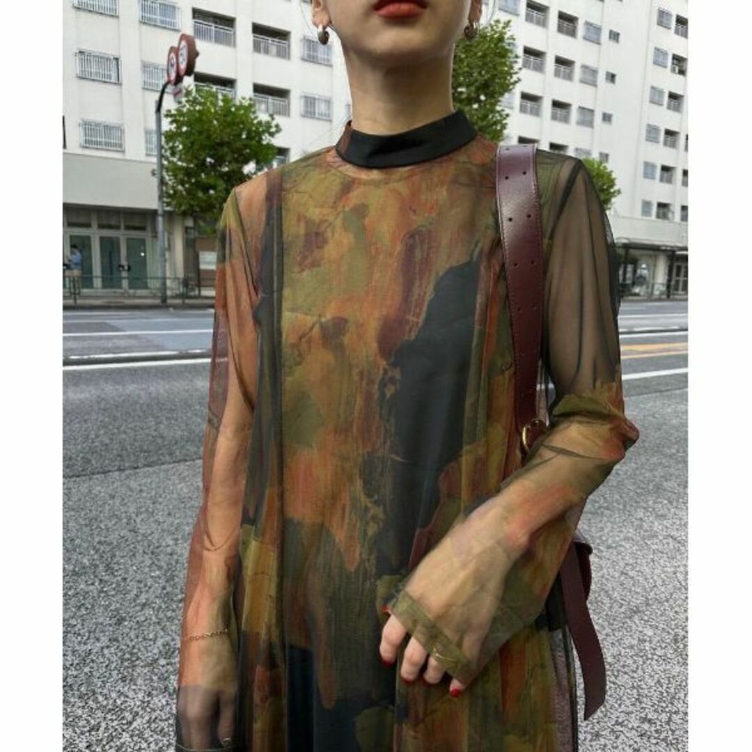 Ameri VINTAGE(アメリヴィンテージ)のAMERI UND GYPSUM ART DRESS レディースのワンピース(ロングワンピース/マキシワンピース)の商品写真