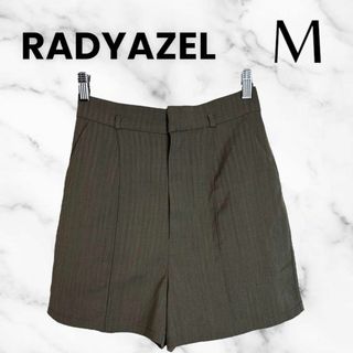 レディアゼル(REDYAZEL)の美品✨【RADYAZEL】キレイめショートパンツ　ストライプ　ウエストゴム　M(ショートパンツ)