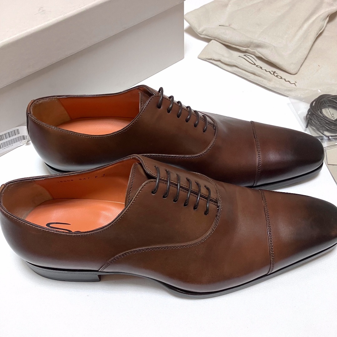 Santoni(サントーニ)の新品 UK7 santoni ストレートチップ 革靴 9906 メンズの靴/シューズ(ドレス/ビジネス)の商品写真