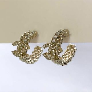 シャネル CHANEL ココマーク パール フープピアス メタル/コスチュームパール A20C ジュエリー