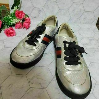 グッチ シルバー スニーカー(レディース)の通販 26点 | Gucciの