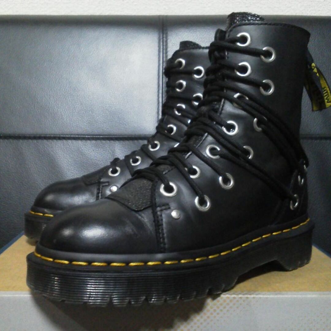 激レア】Dr.Martens DARIA UK3 黒 厚底 32ホール-