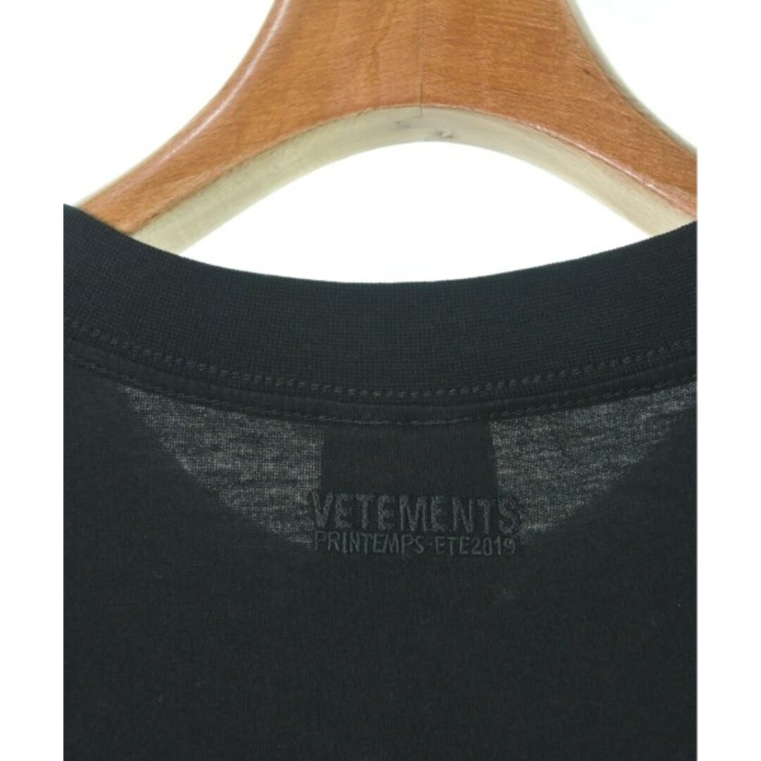 VETEMENTS(ヴェトモン)のVETEMENTS ヴェトモン Tシャツ・カットソー S 黒 【古着】【中古】 メンズのトップス(Tシャツ/カットソー(半袖/袖なし))の商品写真