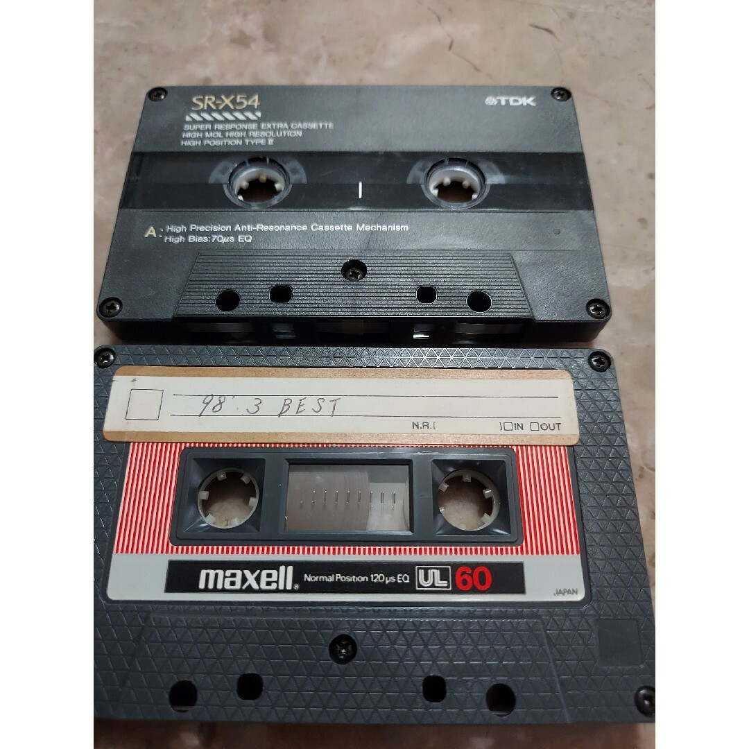 カセットテープ　2本セット