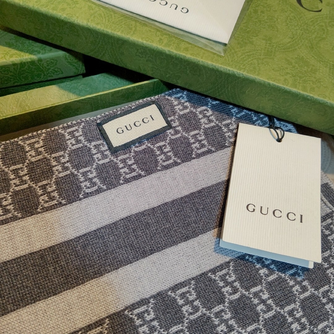 リバーシブル新品❤️GUCCIマフラー❗️国内正規購入◾️箱・紙袋付き