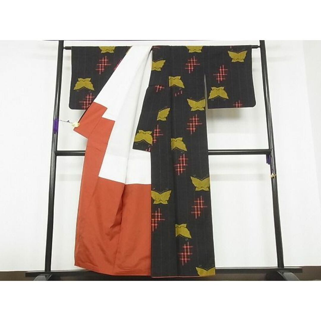 平和屋-こころ店■上質な紬 井桁絣 舞蝶文 着丈154.5cm 裄丈64cm 正絹 逸品 B-ey5198 平和屋-こころ店■上質な紬 井桁 着丈164.5cm 裄丈63.5cm 正絹 逸品 A-ja4246