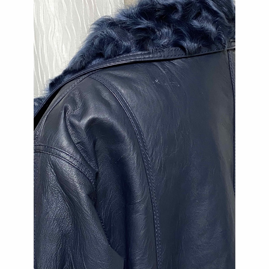 Nb.55 レアカラー　濃紺　チキャンラム　ダブルフェイス レディースのジャケット/アウター(毛皮/ファーコート)の商品写真