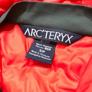 【廃盤☆超希少】アークテリクス アトム ARC'TERYX ATOM ボルドー