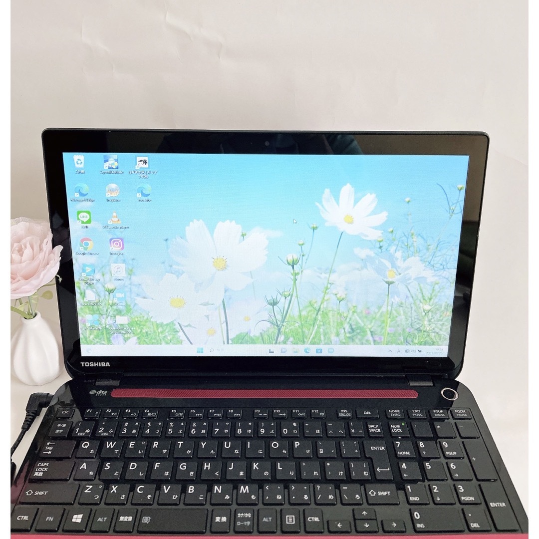東芝 - すぐ使える✨ 在宅ワークに✨赤いおしゃれなノートパソコン