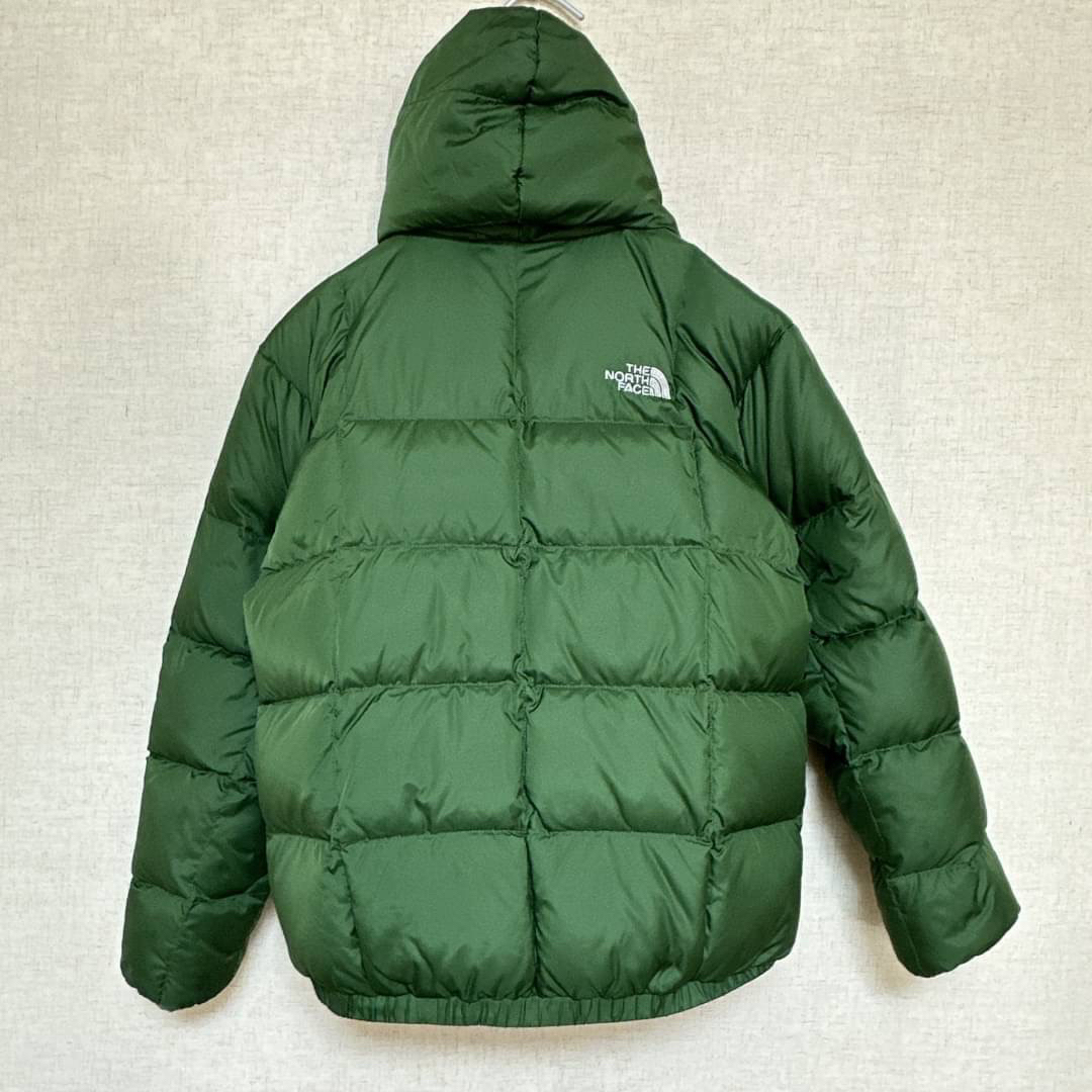 THE NORTH FACE(ザノースフェイス)の早い者勝ち ノースフェイス　ダウンジャケット  キッズ130  リバーシブル  キッズ/ベビー/マタニティのキッズ服男の子用(90cm~)(ジャケット/上着)の商品写真