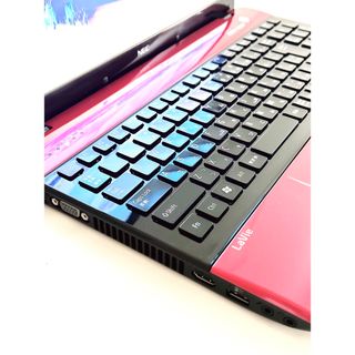 SALE❗️ 在宅ワークや事務処理に❣️赤いノートパソコン✨社会人初心者に-