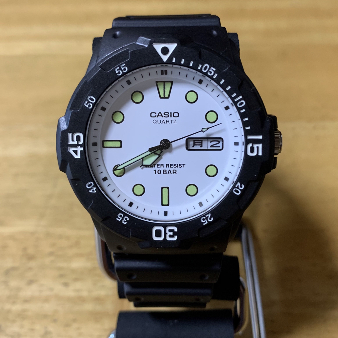 CASIO 新品✨カシオ CASIO ダイバールック 腕時計 MRW-200H-7Eの通販 by てっちゃん(´∀｀)｜カシオならラクマ