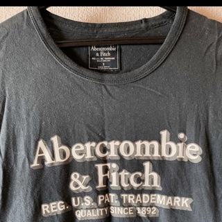 アバクロンビーアンドフィッチ(Abercrombie&Fitch)のアバクロ　tシャツ  【公式品】(Tシャツ/カットソー(半袖/袖なし))