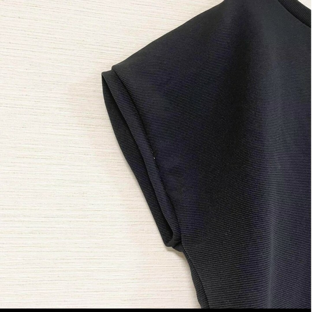 LEPSIM(レプシィム)のレプシィム　トップス　カットソー　黒 レディースのトップス(カットソー(半袖/袖なし))の商品写真