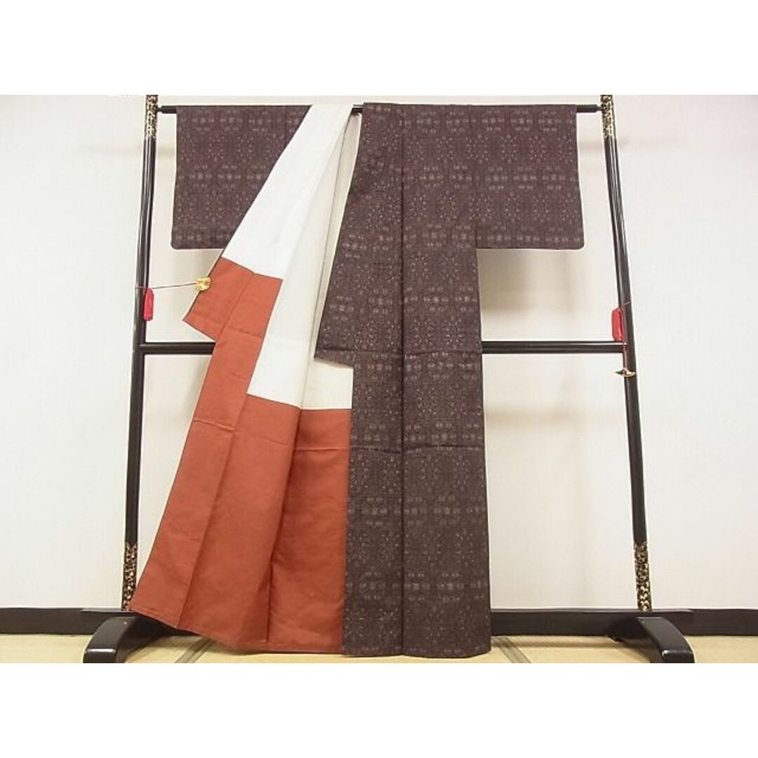 平和屋-こころ店■本場大島紬 7マルキ 亀甲花文 着丈161cm 裄丈62.5cm 正絹 逸品 A-ta5317