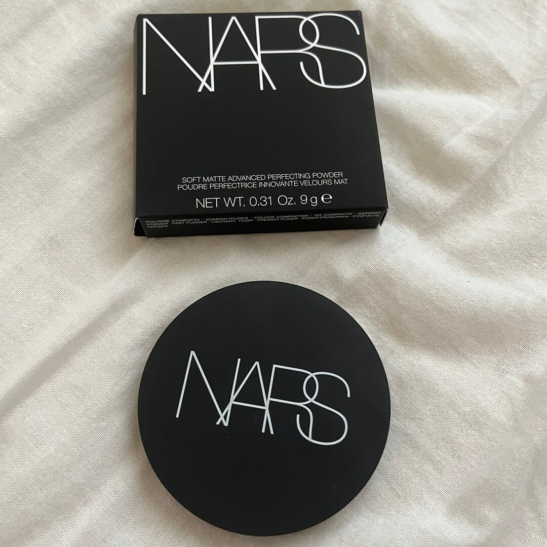 NARS(ナーズ)のNARS パウダー  03122 コスメ/美容のベースメイク/化粧品(フェイスパウダー)の商品写真