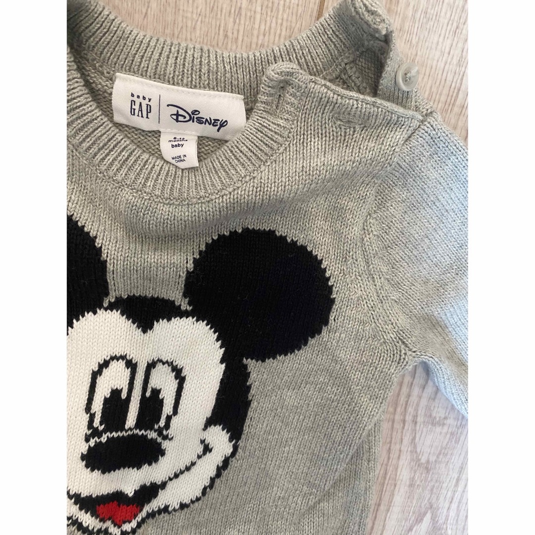 babyGAP(ベビーギャップ)のミッキーニットロンパース　ベビーギャップ キッズ/ベビー/マタニティのベビー服(~85cm)(ロンパース)の商品写真