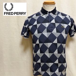 フレッドペリー(FRED PERRY)のFRED PERRY ダイヤ総柄 メンズ ポロシャツ 刺繍ロゴ(ポロシャツ)