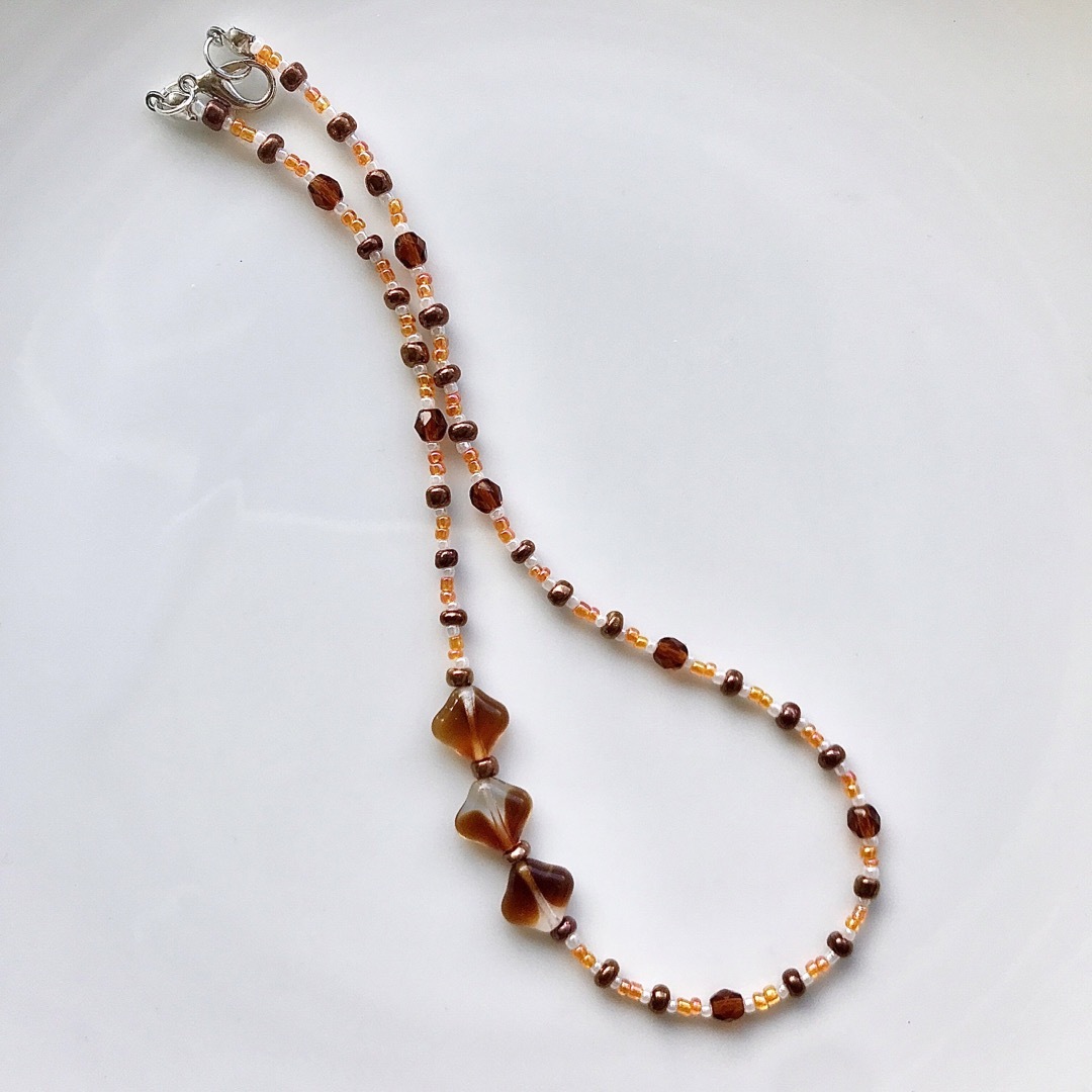beads necklace＊persimmon ハンドメイドのアクセサリー(ネックレス)の商品写真