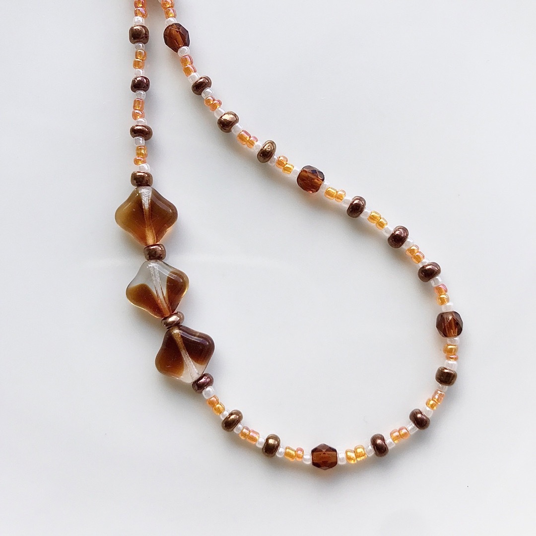 beads necklace＊persimmon ハンドメイドのアクセサリー(ネックレス)の商品写真