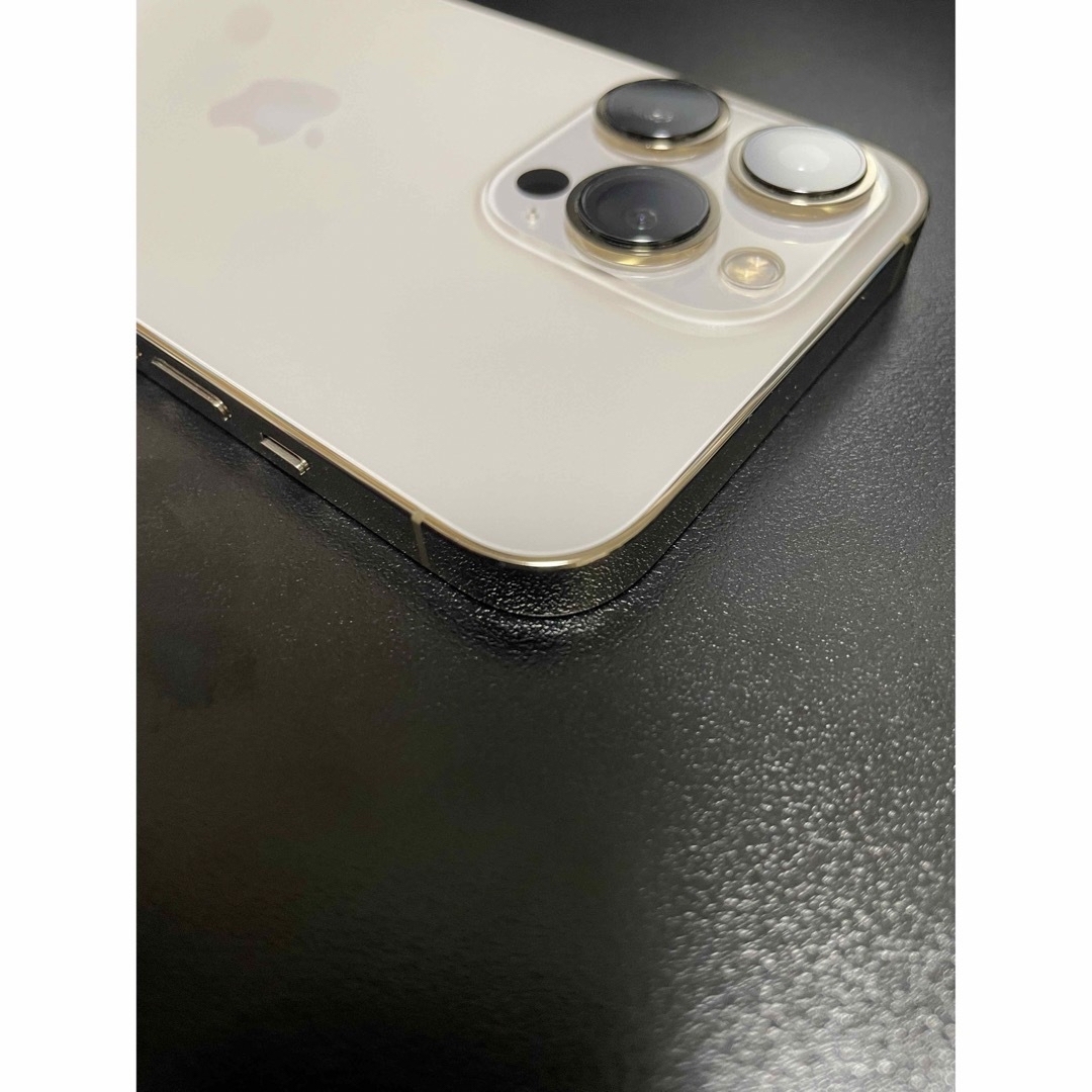 アップル iPhone13 Pro 512GB ゴールド 4