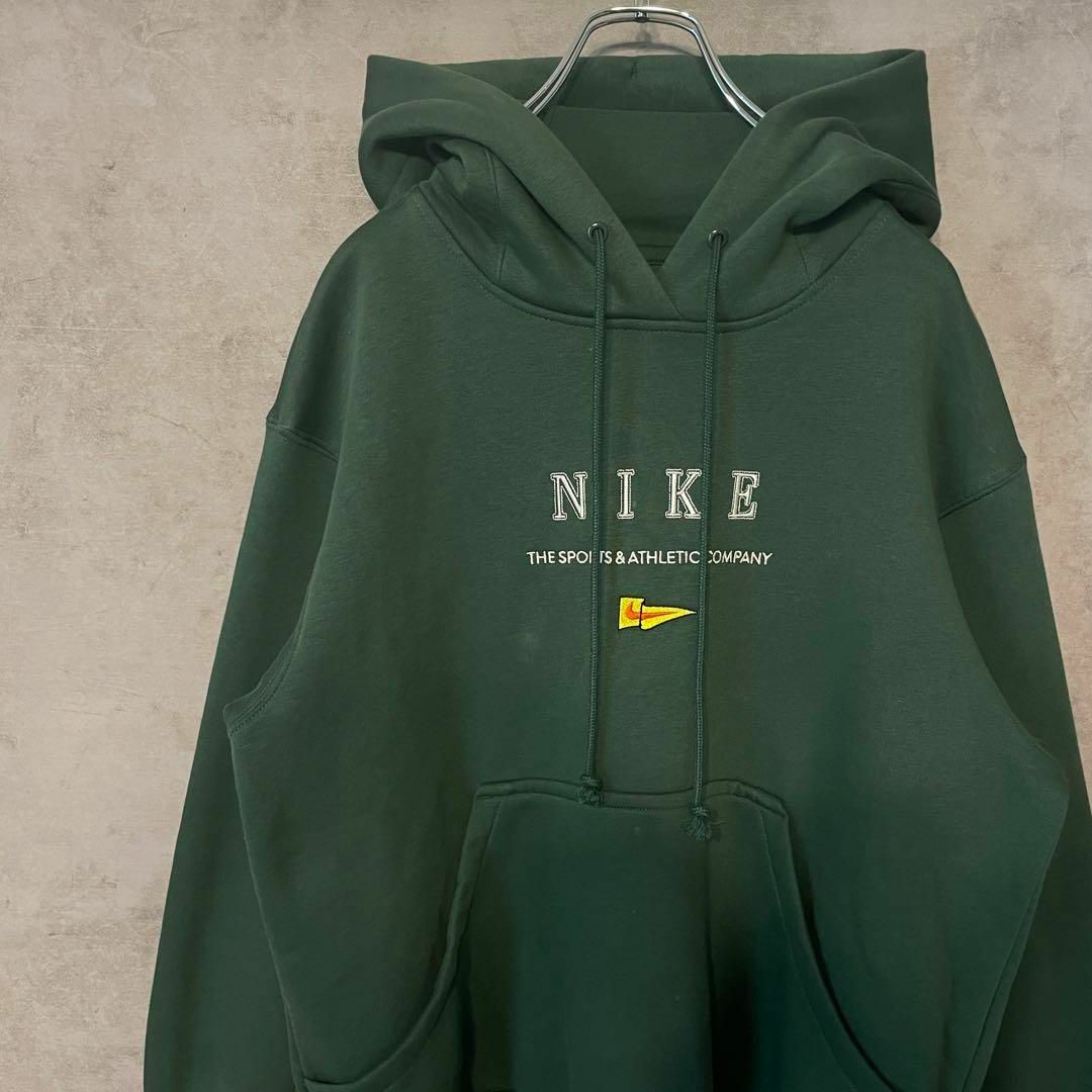 【人気グリーン、ビッグ刺繍ロゴ◎】NIKEストリートパーカー古着アームロゴ緑 | フリマアプリ ラクマ