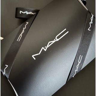 マック(MAC)のMAC リップ　新品　Mac(リップグロス)