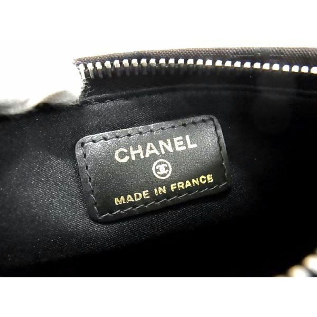 ■新品■未使用■ CHANEL シャネル ココマーク ニュートラベルライン ナイロンキャンバス ポーチ マルチケース ダークブラウン系 AS2497 3