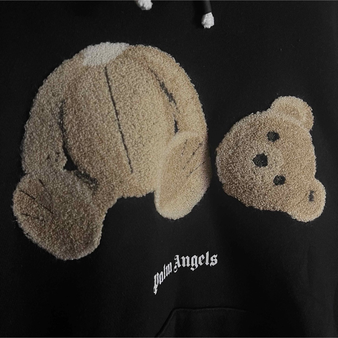 PALM ANGELS(パームエンジェルス)の【正規品】パームエンジェルス ビッグロゴ ベア 刺繍 入手困難 即完売品 黒 M メンズのトップス(パーカー)の商品写真