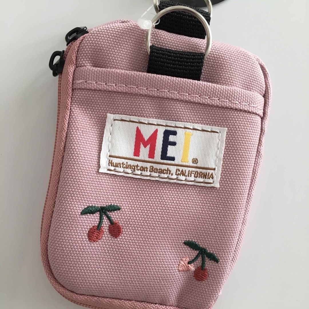 MEI(メイ)の新品♡グリーンレーベルリラクシング♡MEI♡キーケース♡チェリー♡ピンク/定期 キッズ/ベビー/マタニティのこども用ファッション小物(定期入れ)の商品写真