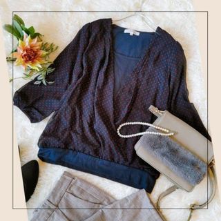 グローブ(grove)のグローブ／grove／M　ネイビー水玉柄　シースルーカシクール五分そでカットソー(Tシャツ(長袖/七分))