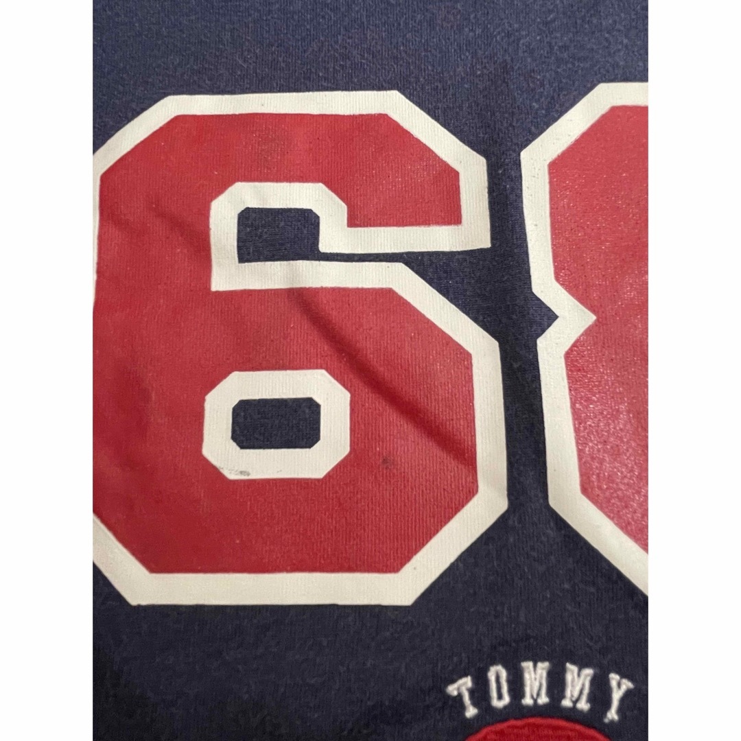 TOMMY HILFIGER(トミーヒルフィガー)のトミーフィルフィガー　ロングＴシャツ キッズ/ベビー/マタニティのキッズ服男の子用(90cm~)(Tシャツ/カットソー)の商品写真