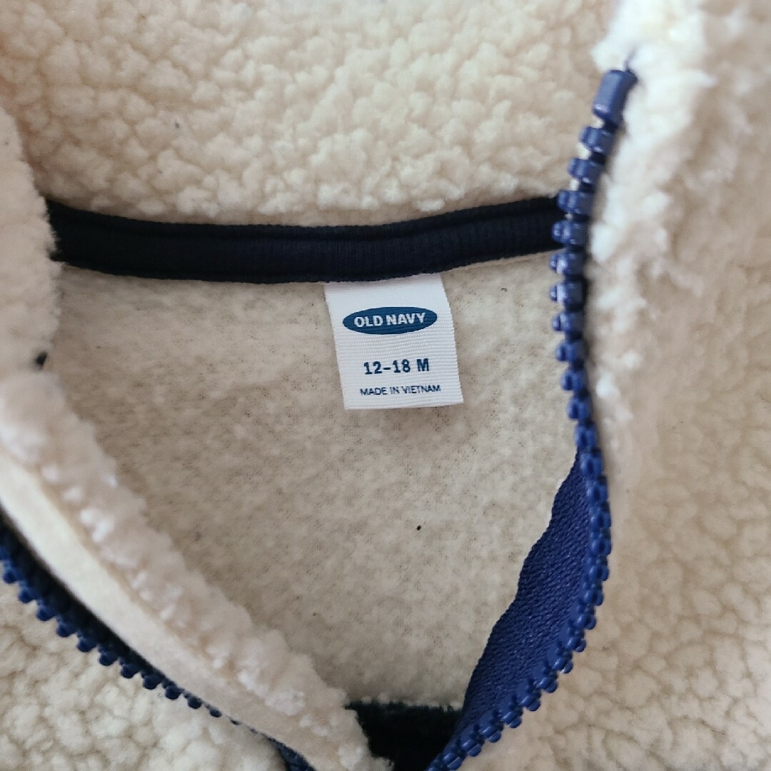 Old Navy(オールドネイビー)のOLD NAVY  アウター　12-18M キッズ/ベビー/マタニティのベビー服(~85cm)(ジャケット/コート)の商品写真