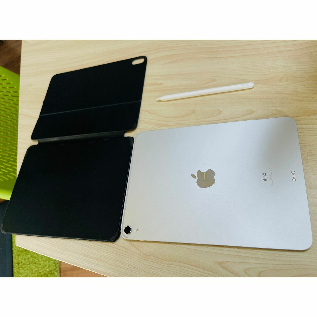Apple(アップル)の〈3点セット〉ipad＋Smart Keyboard＋Apple Pencil スマホ/家電/カメラのPC/タブレット(タブレット)の商品写真