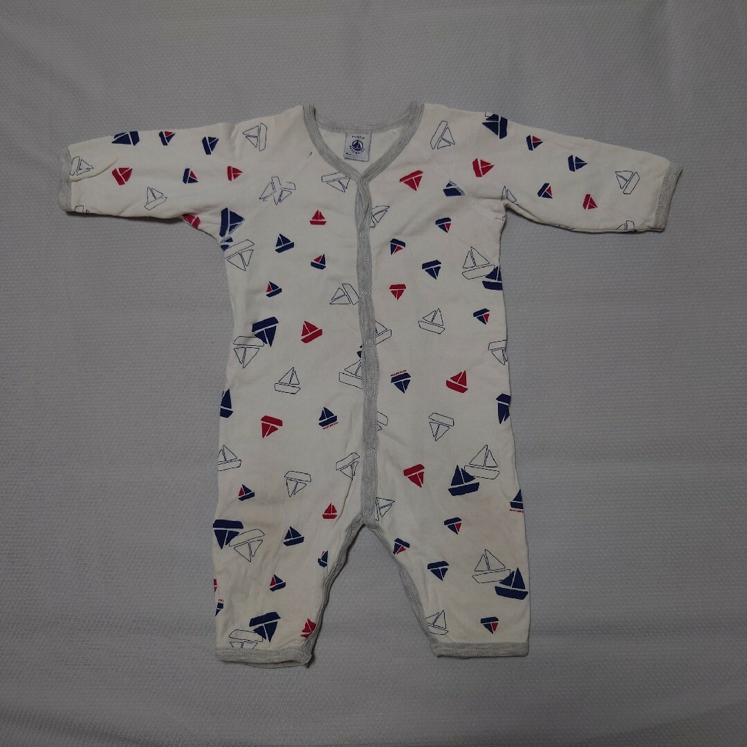 PETIT BATEAU(プチバトー)のプチバトー　ロンパース　6m ６７センチ　２枚セット キッズ/ベビー/マタニティのベビー服(~85cm)(ロンパース)の商品写真